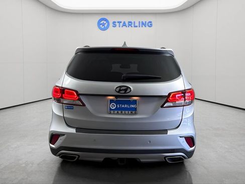 Used 2017 Hyundai Santa Fe Limited FWD image 7