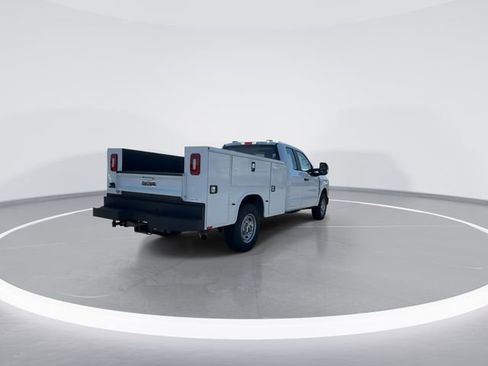 New 2026 Ford F250 XL w/ XL Chrome Package image 7
