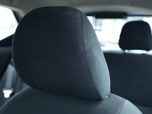 Used 2025 Nissan Kicks Play S image 21