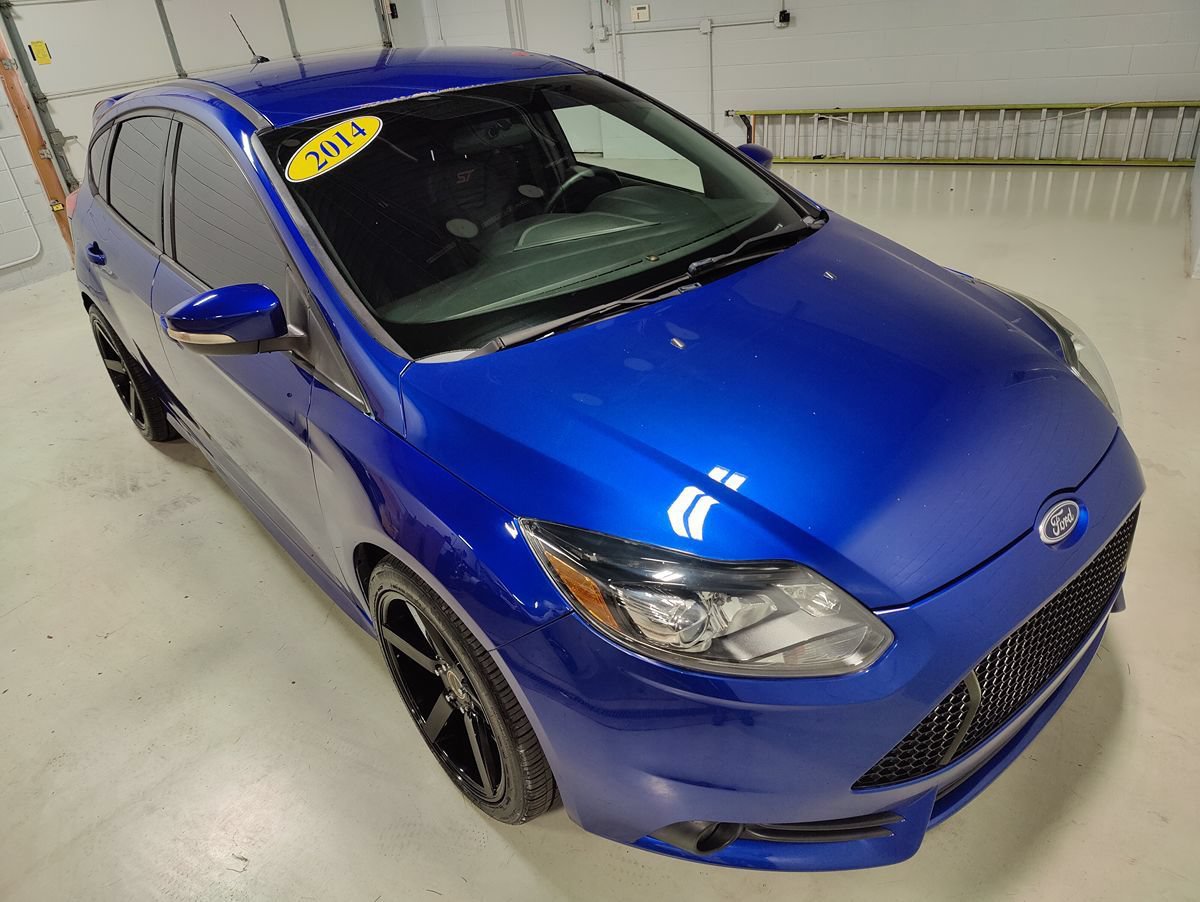 Used 2014 Ford Focus ST w/ Equipment Group 202A FWD image 2