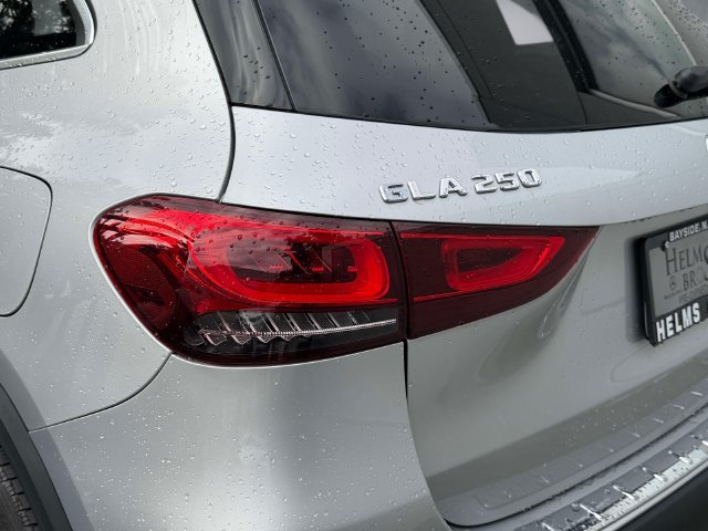 Certified 2023 Mercedes-Benz GLA 250 4MATIC image 8