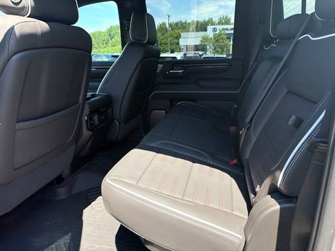Used 2025 GMC Sierra 2500 AT4X w/ AT4X AEV Edition AWD/4WD image 40