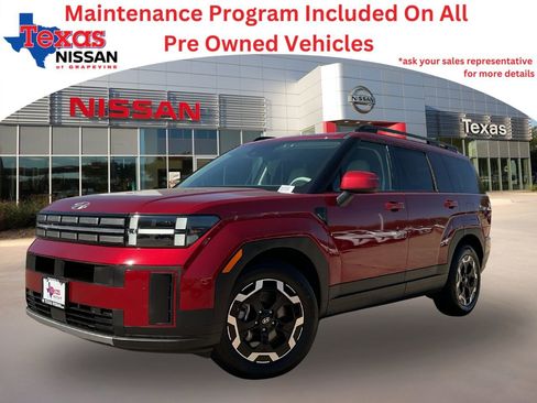 Used 2025 Hyundai Santa Fe SEL image 1