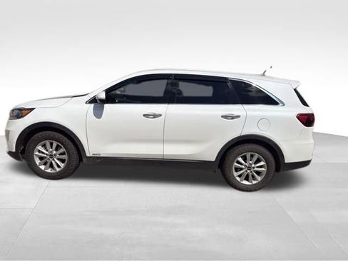Used 2019 Kia Sorento AWD V6 image 8