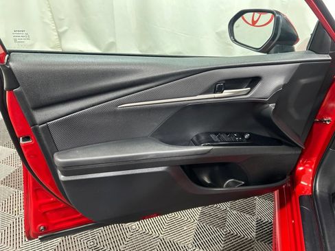 Used 2025 Toyota Camry SE FWD image 22