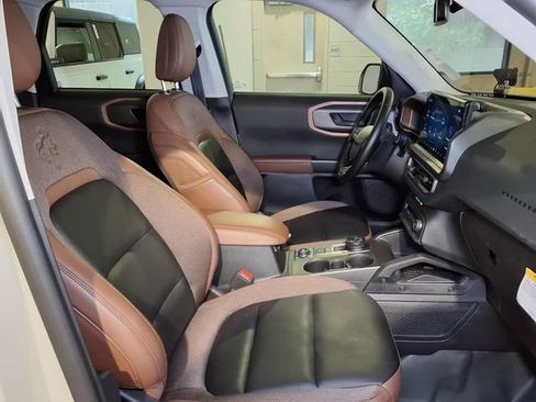 Certified 2025 Ford Bronco Sport Outer Banks w/ Sasquatch Outer Banks Package AWD/4WD image 29