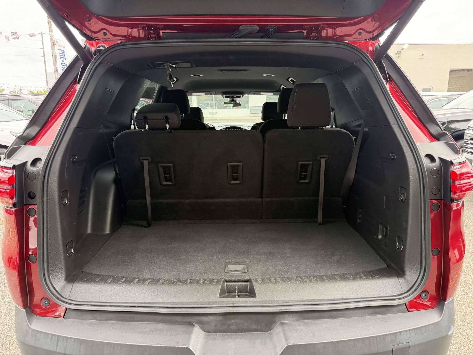 Certified 2023 Chevrolet Traverse LT AWD/4WD image 7