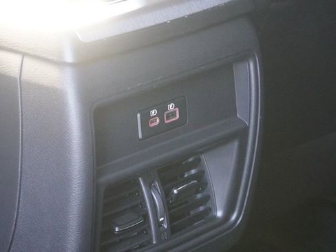 Used 2024 Nissan Murano SV w/ SV Midnight Edition Package image 27