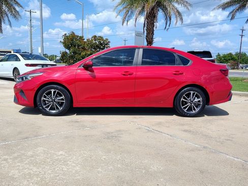 Used 2022 Kia Forte LXS FWD image 4
