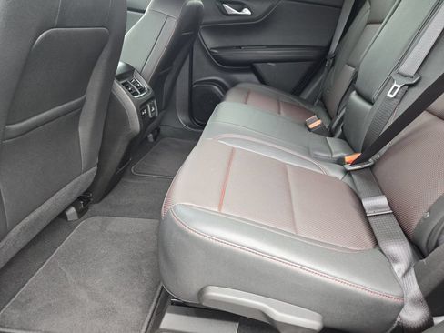 Used 2025 Chevrolet Blazer RS FWD image 29