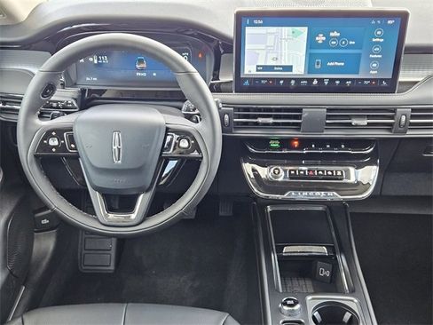 New 2025 Lincoln Corsair AWD w/ Equipment Group 101A image 25