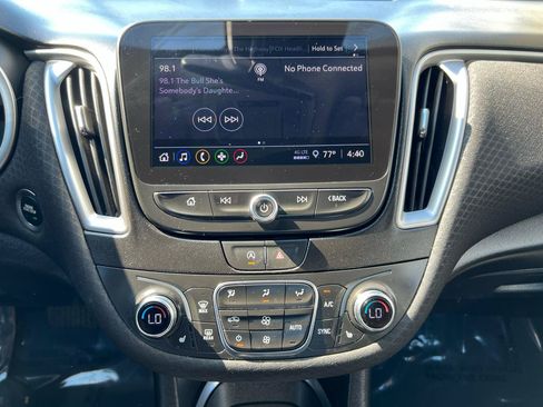 Used 2024 Chevrolet Malibu LT FWD image 19