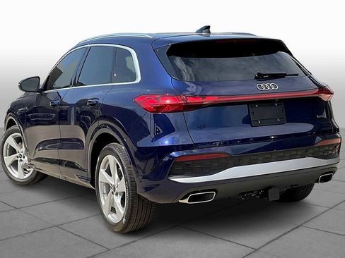New 2025 Audi Q5 Prestige image 12