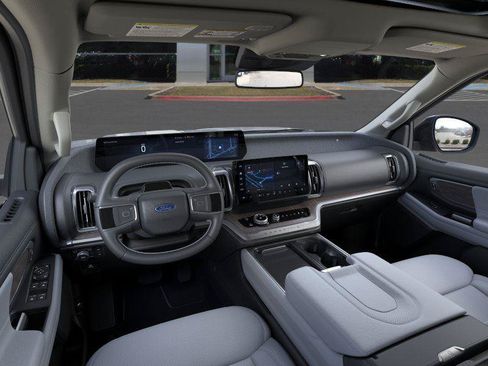 New 2026 Ford Expedition Max Platinum w/ Platinum Ultimate Package AWD/4WD image 9