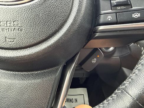 Used 2023 Subaru Ascent Limited AWD/4WD image 40