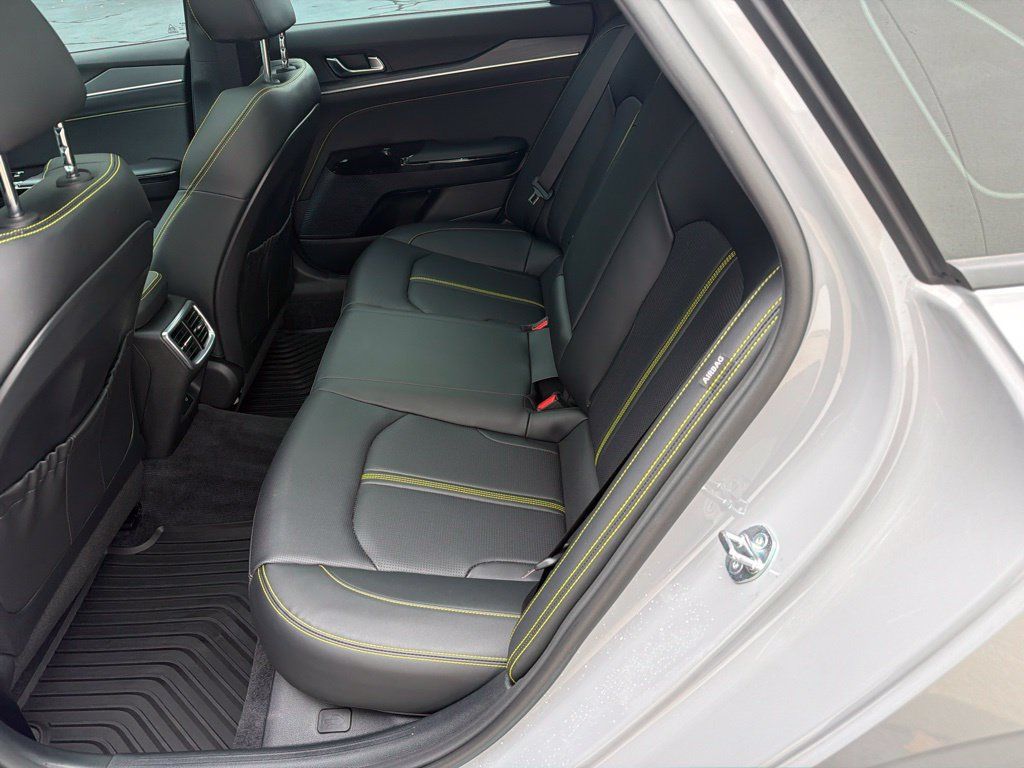 Used 2025 Kia K5 GT w/ GT1 Package FWD image 37