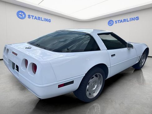 Used 1996 Chevrolet Corvette Coupe image 4