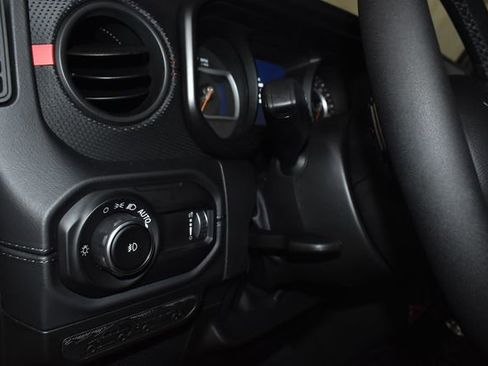 New 2026 Jeep Wrangler Unlimited Rubicon image 24