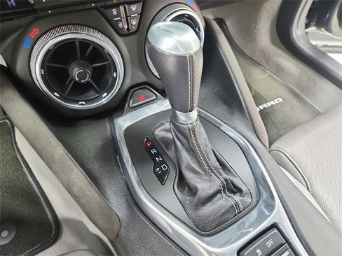 Used 2018 Chevrolet Camaro SS image 28