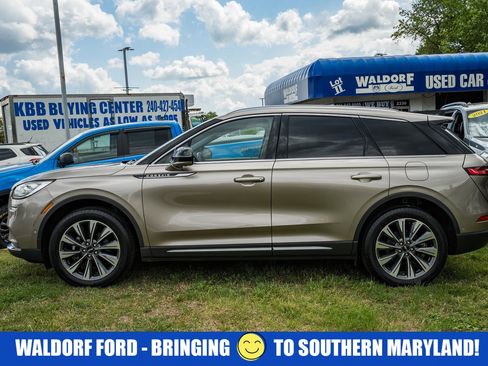 Used 2020 Lincoln Corsair Reserve w/ Equipment Group 201A AWD/4WD image 4