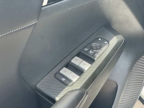 Used 2024 Mitsubishi Outlander SE FWD image 18