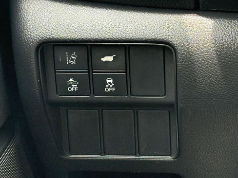 Used 2017 Honda CR-V Touring image 18