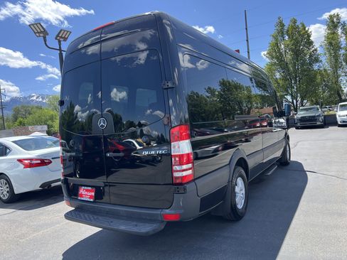 Used 2013 Mercedes-Benz Sprinter 2500 image 8