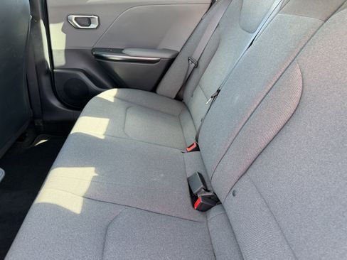 Certified 2025 Kia K4 LXS image 17