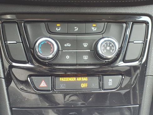 Used 2020 Buick Encore Preferred w/ Safety Package image 16