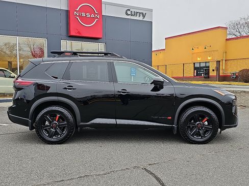 Certified 2025 Nissan Rogue SV w/ Rock Creek Premium Package image 7