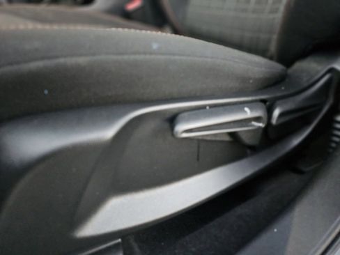 Used 2025 Honda HR-V Sport image 22