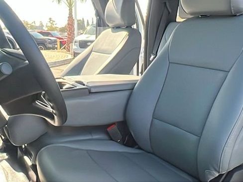 New 2026 Ford F350 XL w/ XL Chrome Package RWD image 17
