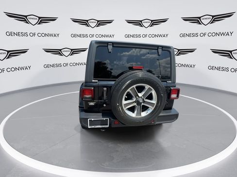 Used 2020 Jeep Wrangler Unlimited Sahara AWD/4WD image 6