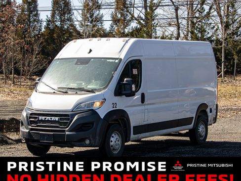 Used 2025 RAM ProMaster 2500 w/ Convenience Group FWD image 1