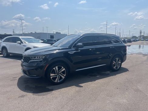 Used 2022 Kia Sorento EX w/ Panoramic Sunroof Package image 13