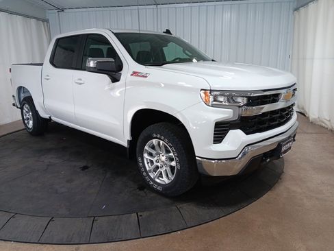 New 2026 Chevrolet Silverado 1500 LT w/ Z71 Off-Road Package image 11