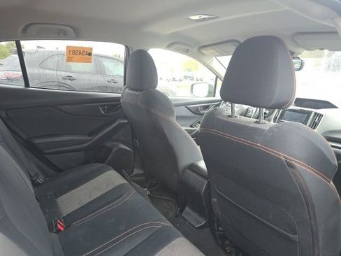 Used 2018 Subaru Crosstrek 2.0i Premium AWD/4WD image 16