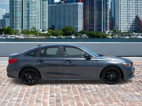 Certified 2024 Honda Civic Sport image 4