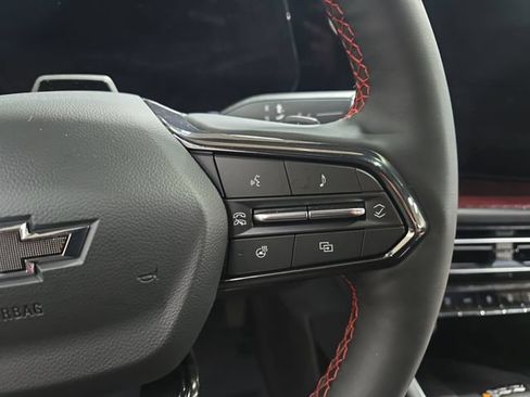 Used 2025 Chevrolet Traverse RS w/ LPO, Floor Liner Package AWD/4WD image 22