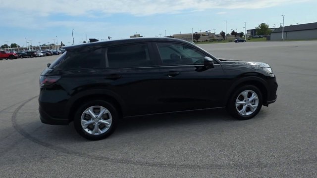 Used 2024 Honda HR-V LX image 8