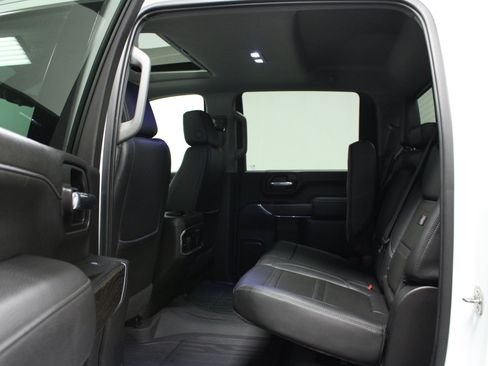 Used 2023 GMC Sierra 3500 Denali w/ Denali Ultimate Package AWD/4WD image 13