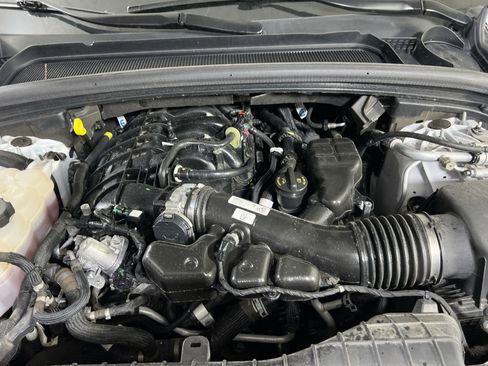 Used 2023 Jeep Grand Cherokee Laredo image 27