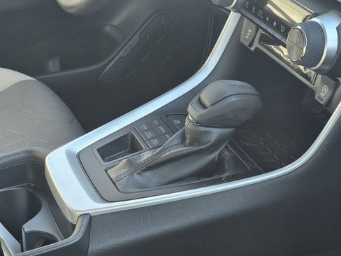 Certified 2021 Toyota RAV4 XLE image 15