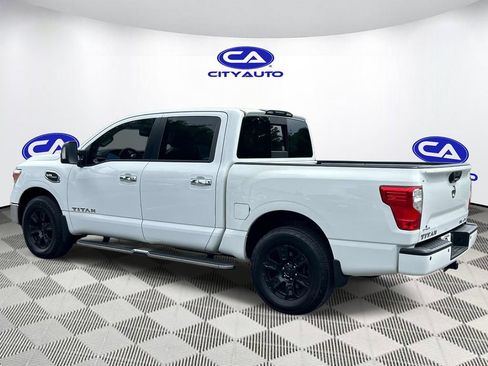 Used 2017 Nissan Titan SV AWD/4WD image 7