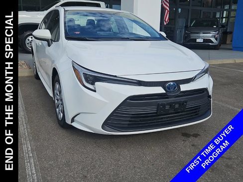 Used 2023 Toyota Corolla LE w/ Carpet Mat Package (TMS) FWD image 1