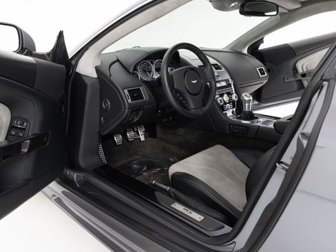 Used 2009 Aston Martin DBS Coupe RWD image 13