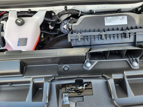 New 2025 GMC Savana 2500 Extended w/ Driver Convenience Package image 21