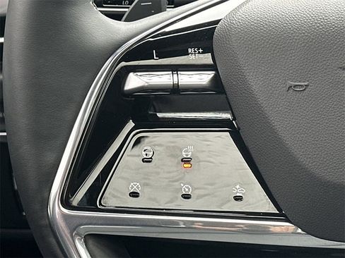 Certified 2025 Cadillac Escalade Sport w/ Touring Package image 25