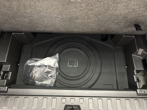 Used 2024 Chevrolet Equinox LT image 25