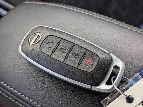 Used 2024 Nissan Kicks SR FWD image 33